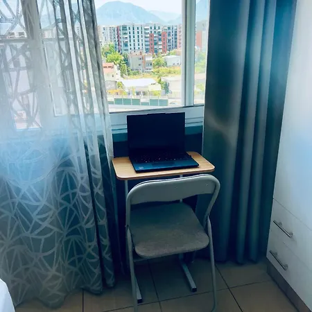 Rajs * Tirana